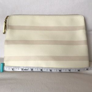 💥SALE💥 GAP clutch